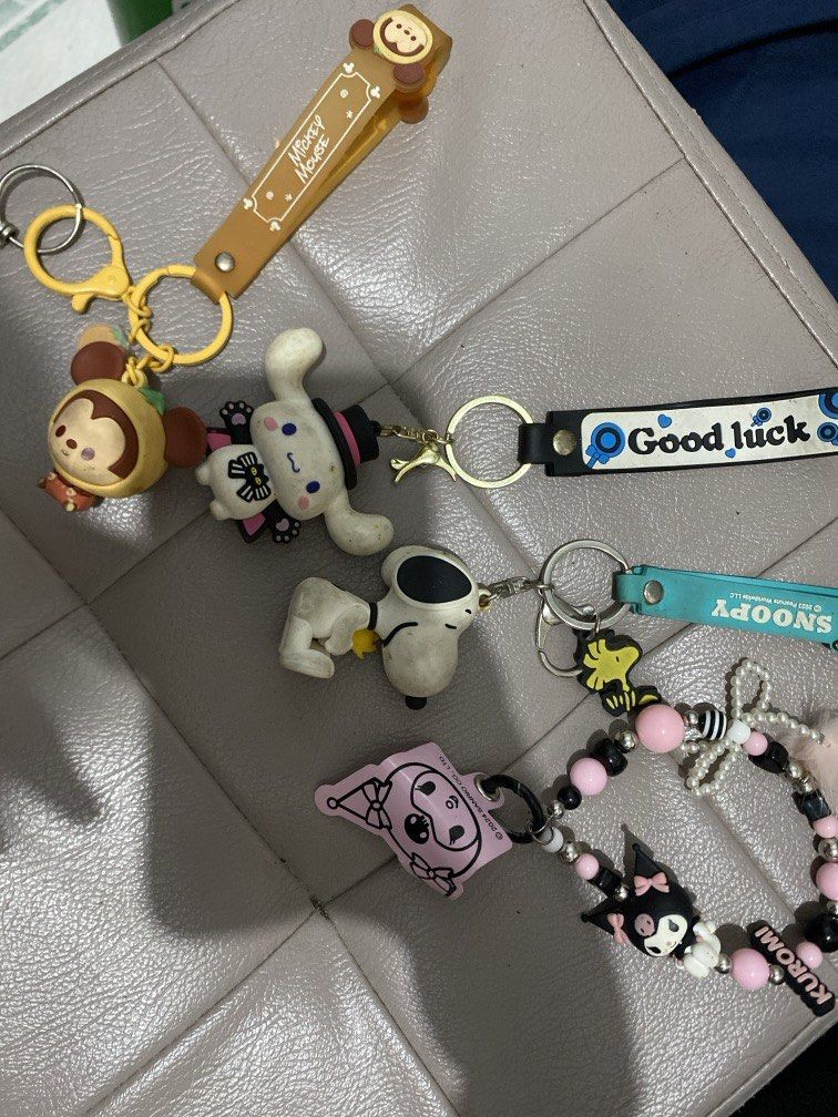 Miniso Keychains (Uncleaned) (Category: Character Goods) located in Cebu City. Submitted by keinarvs (Listing ID 1437671988, Image 1). Description: 100 each! Dirts can be removed if washed.
