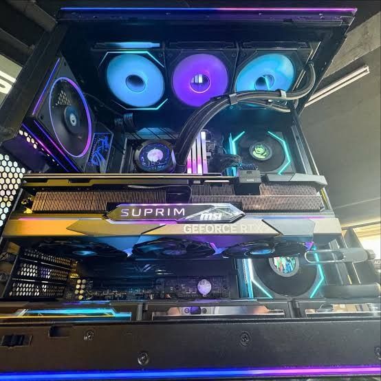 Suprim RTX 4090 MSI453341131959838720