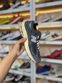 (Category: ) located in . Submitted by soletrip_footwear_trading (Listing ID 1437651611, Image 1). Description: .