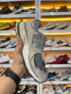 (Category: ) located in . Submitted by soletrip_footwear_trading (Listing ID 1437610528, Image 1). Description: .