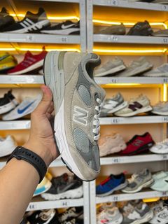 (Category: ) located in . Submitted by soletrip_footwear_trading (Listing ID 1437655221, Image 1). Description: .