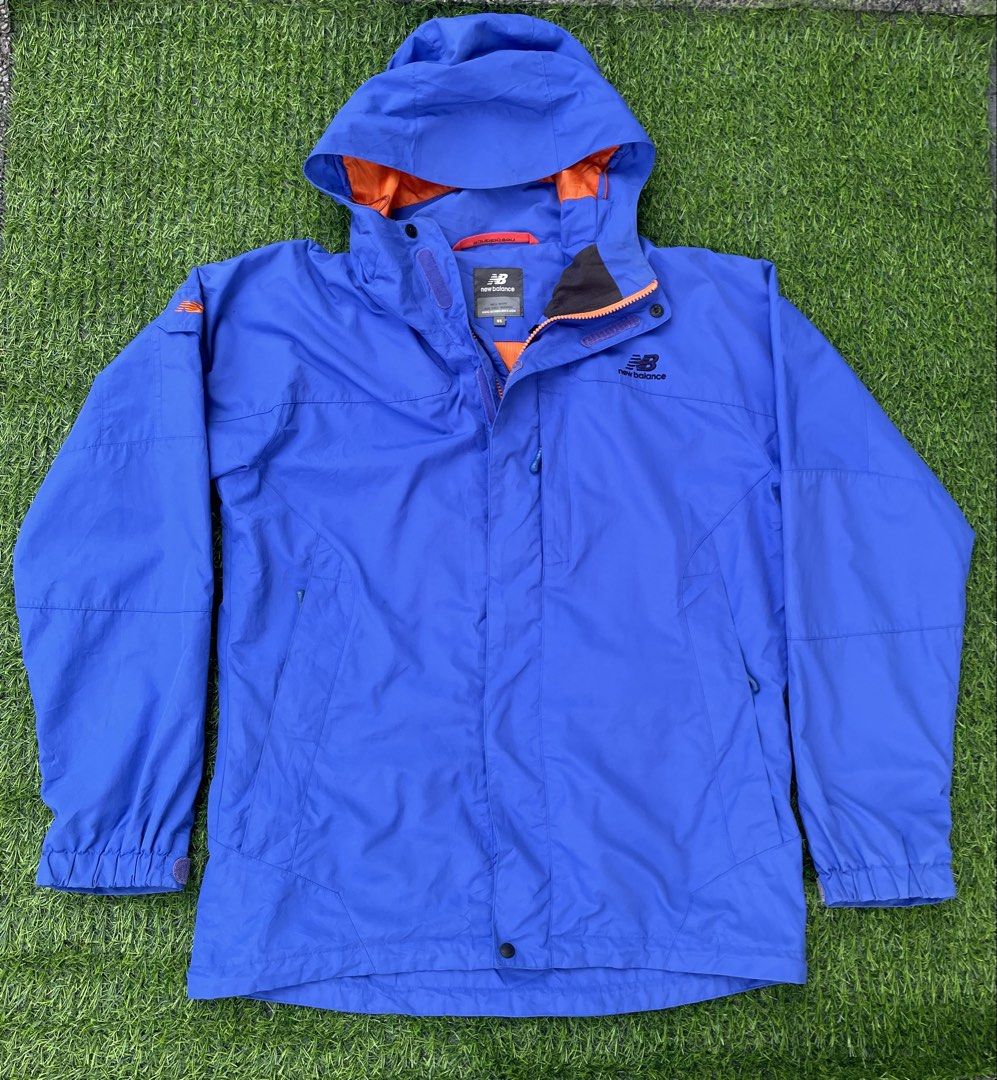 New Balance outdoor windcheater jacket ( Waterproof ) (Category: Coats, Jackets and Outerwear) located in Bacolod City. Submitted by maxpeynthrift (Listing ID 1437588173, Image 1). Description: Width 21 L 28 Can fit to LARGE Excellent condition No issue Brand Detail: Features the distinctive New Balance technical apparel logo stitched on the left chest and a small logo hit on the right upper arm. Weatherproof Design: Built as a technical windbrea