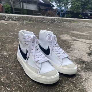 (Kategori: ) berada di . Dikirim oleh dapit7 (ID iklan 1437714884, Gambar 1). Deskripsi: .