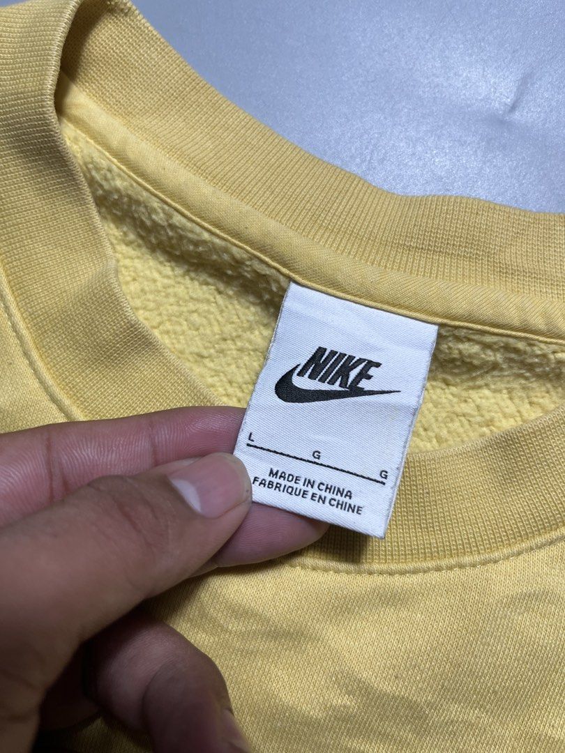 Nike Club Fleece (Category: Coats, Jackets and Outerwear) located in General Santos City (Dadiangas). Submitted by arjay_genita (Listing ID 1437736786, Image 3). Description: Nike Club Fleece ‼️Size Large to XL (24/26) ‼️Excellent condition ‼️Color rate 9.5./10 ‼️No issue .