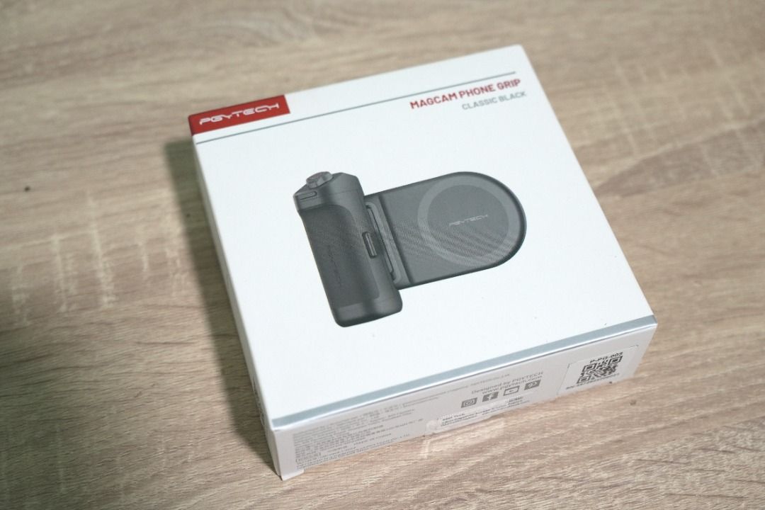PGYTECH MagCam Phone Grip | Black (Category: Other Mobile & Gadget Accessories) located in La Trinidad. Submitted by giftstorage (Listing ID 1437752984, Image 1). Description: PGYTECH MagCam Phone Grip | Black Price slightly negotiable Not available for swap RFS: Not used Only used for few times Scratches on the module due to attached PGYTECH MagGlow Phone Fill Light • PGYTECH MagGlow Phone Fill Light sold separately in shop • Additional discount