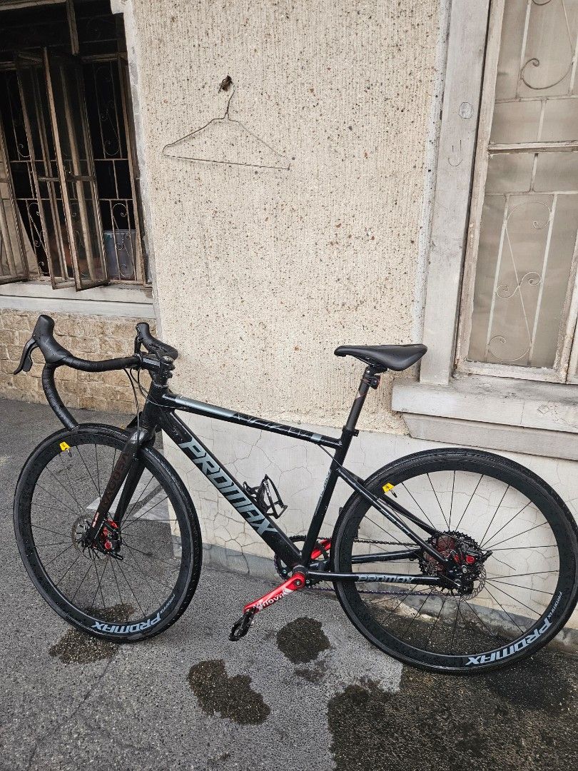 Promax P30 (Category: Bicycles) located in Manila. Submitted by carloscas48308 (Listing ID 1437720995, Image 1). Description: PROMAX P30 BLACK 10s RD Shimano Tiagra Bucklos cleat + pedal Sagmit 10s sprocket 11-46T Bucklos 160mm rotor Zoom xtech hydraulic break Tanke hub 24H Ragusa RB800 fork Ragusa crank rb800 chainwheel 52T Tire 700x35c.