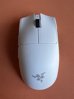Razer Viper V4 pro459395650374215680