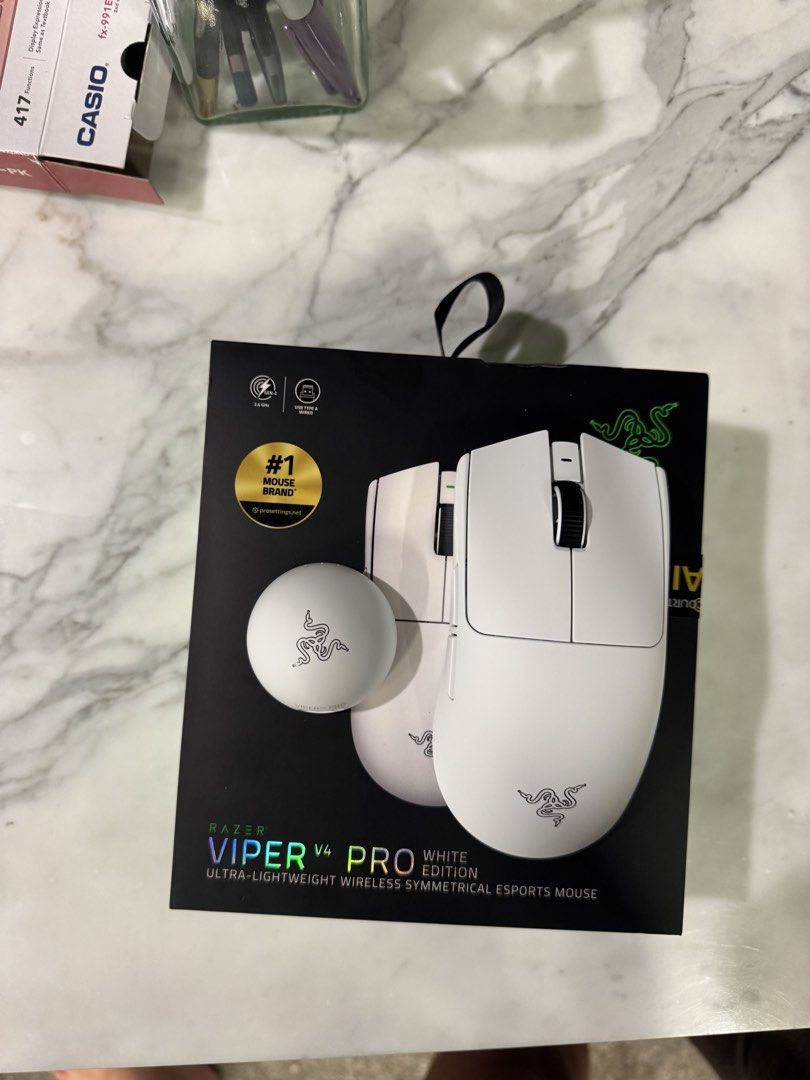 Razer Viper V4 Pro White Edition Gaming Mouse453247515430768640