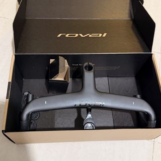 Roval rapide cockpit For Sale | Parts & Accessories | Carousell