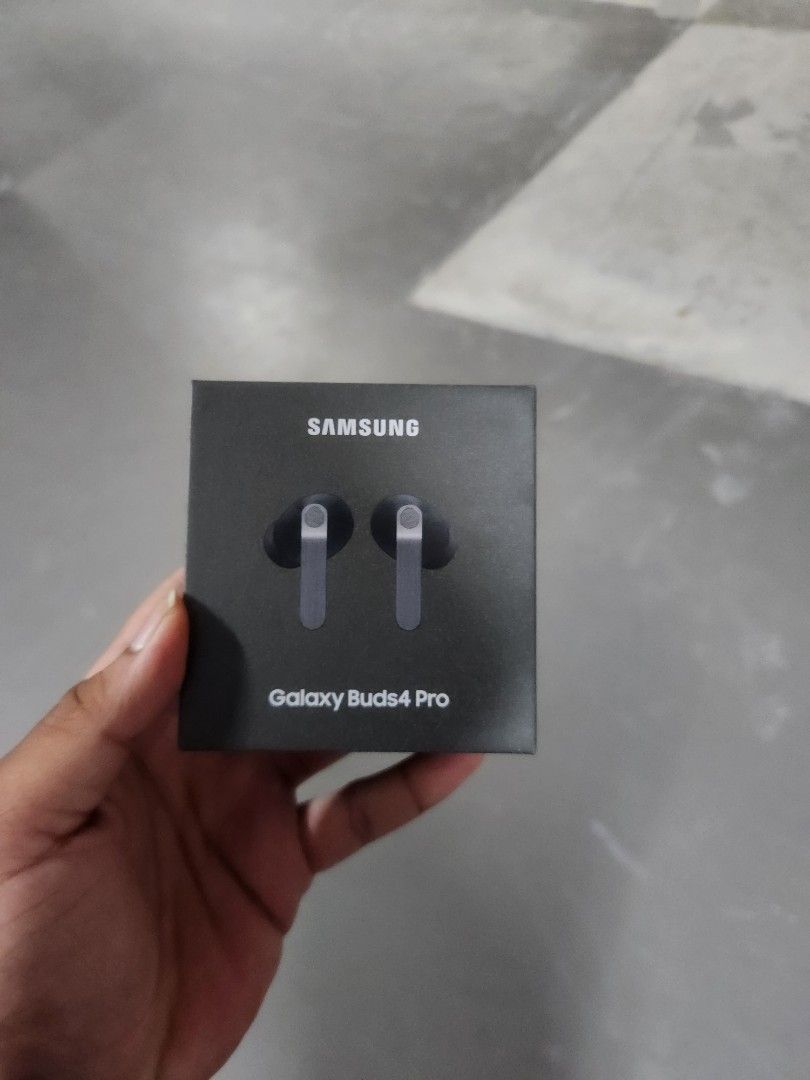 Samsung Galaxy Buds4 Pro - Brand New