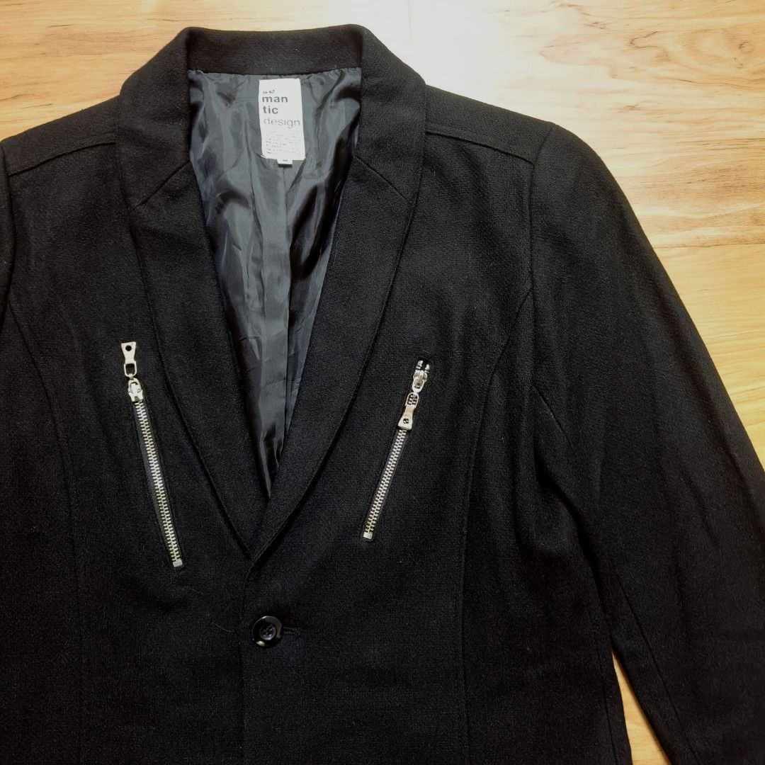 SEMANTIC DESIGN BLAZER JACKET (Category: Coats, Jackets and Outerwear) located in Klang. Submitted by hiphop_locker (Listing ID 1437726994, Image 3). Description: Condition 9/10 Size M Pit 19 Length 30 RM85 INC POSTAGE ✅ . QRPAY & SPAYLATER ACCEPTED ✅.