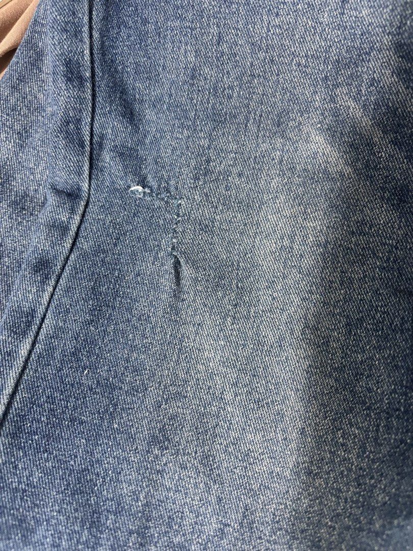 SHEIN wideleg denim jeans (Category: Jeans) located in Legazpi City. Submitted by happywind.8 (Listing ID 1437671318, Image 3). Description: Size: 28-29 With flaw as seen on photo 📍Nabua Camsur 🚛J&T.