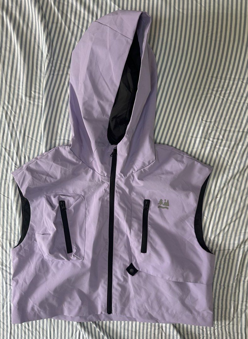 SHEIN windbreaker crop vest (Category: Coats, Jackets and Outerwear) located in Quezon City. Submitted by tan__k (Listing ID 1437625904, Image 1). Description: unused, washed, removed tags Size Small color lilac with Hood – protection from rain and wind. Shell: 90% polyester, 10% TPU Lining: 100% polyester.