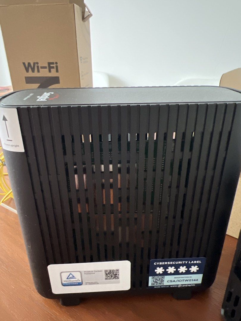 Singtel KCS Optical Network Unit & Nokia Router452885289727447043