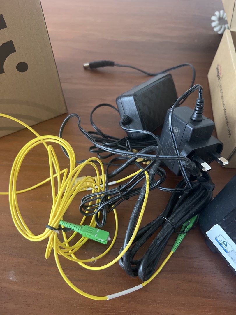 Singtel KCS Optical Network Unit & Nokia Router452885289727447044