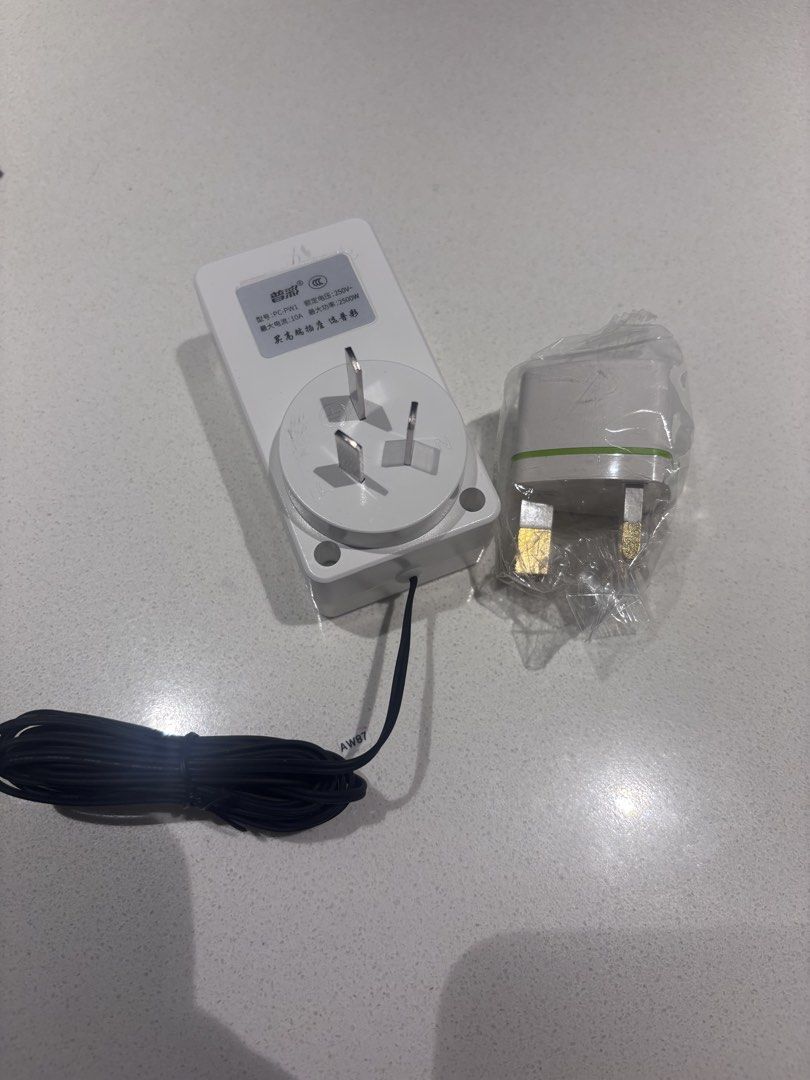 Smart Socket Automatic Power-off Timer Switch (Category: Electrical, Adaptors & Sockets) located in Singapore. Submitted by jvlll (Listing ID 1436468580, Image 7). Description: Smart socket features 16-group cycle switches and a 2500W capacity. It can be used for various appliances, including electric vehicle chargers and water heaters. It also has a temperature control range of -10 to 120 degrees, with four probe options, a buzzer alarm, power-o