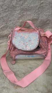 (Category: ) located in . Submitted by bagafficionados (Listing ID 1437718584, Image 1). Description: .
