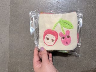 （分類：）位於 。 由 d_m1999 提交（商品編號 1437707242，圖片 1）。簡介： 。