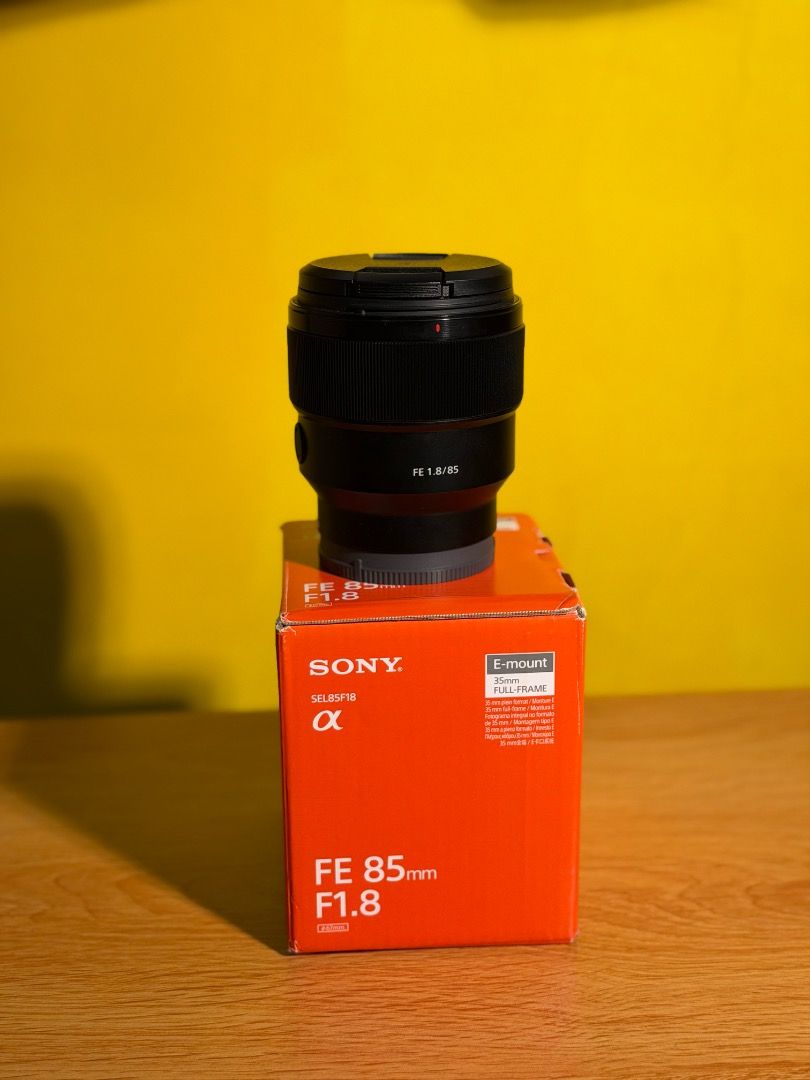 Sony FE 85mm F1.8 Lens (Category: Lens & Kits) located in Davao. Submitted by eming.eming (Listing ID 1437702599, Image 1). Description: Sony FE 85mm F1.8 Excellent condition Sharp lens, fast autofocus No issue / well taken care of Perfect for portraits and low light photography. 26k PM for details and sure buyer price. meet up davao.