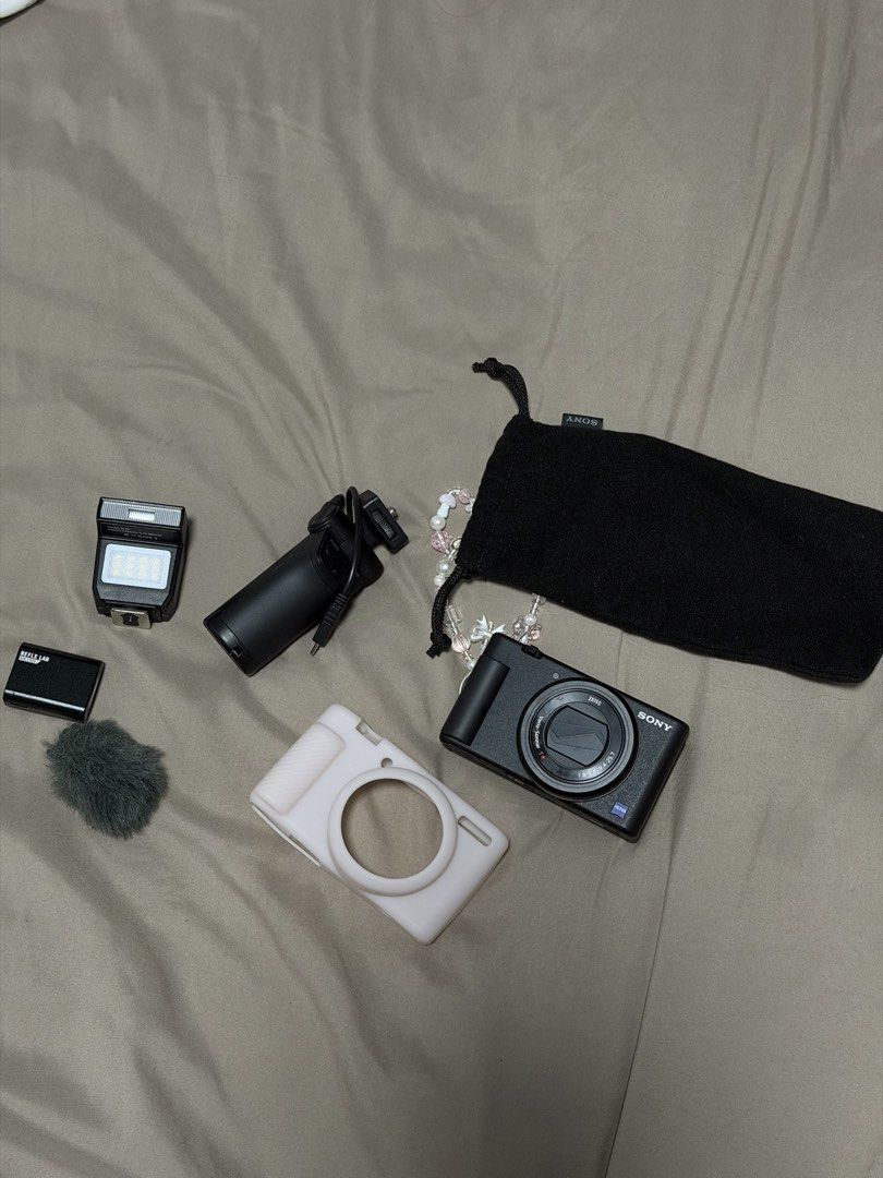 Sony ZV-1F (Category: Cameras) located in Manila. Submitted by lovedbygela_ (Listing ID 1437735156, Image 1). Description: Sony ZV-1F for sale ₱30,000 - Personal camera, bought last Christmas (2024) - Still in very good condition / no issues - Comes with free 2 external flash + accessories shown in photos - Used personally and well taken care of RFS: upgrading to a new camera. PM if interested. Sample pictures with external flash are posted at th