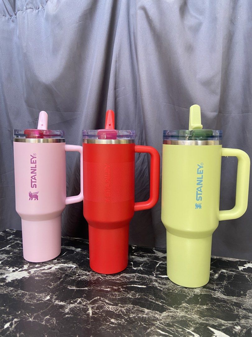 Stanley Quencher 40oz (Category: Everything Else Others) located in General Trias. Submitted by zenderella (Listing ID 1437620670, Image 1). Description: .