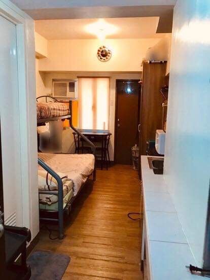 Studio Unit Pinespeak Tower 1 For Sale (Category: Apartments & Condos) located in Baguio. Submitted by agsena (Listing ID 1437628945, Image 1). Description: Fix and arrange to more catchy includes rush sale: 🏢 FOR SALE: Studio Condo Unit Fully Paid ( Seller Owner) 📍 Pines Peak Tower 1 (Cityland), Mandaluyong City 📐 Studio Unit – 20 sqm | Furnished 🏢 12th Floor | Outer Unit 🌇 With Balcony (Facing Flair) 💰 Selling Price: ₱2.5M( net of taxes) 
