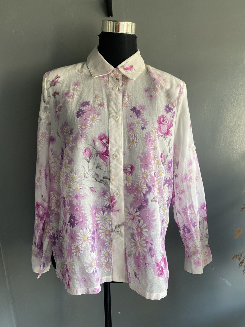 Sweet floral shirt (Category: Longsleeves) located in Cebu City. Submitted by janb85 (Listing ID 1437641528, Image 1). Description: Lightweight cotton fabric. Some sheerness to it. Very breathable. Ideal for medium to semi large. With shoulder pads. Perfect classy and feminine looked tucked into a tight pencil skirt or trousers. .