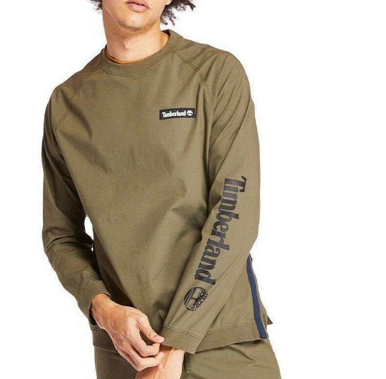 Timberland Military green Woven (Category: Coats, Jackets and Outerwear) located in Baguio. Submitted by gama_apparel (Listing ID 1437677332, Image 3). Description: Legit Size XL Dimes L29x24W Colorrate 9.5/10 Excellent Condi.