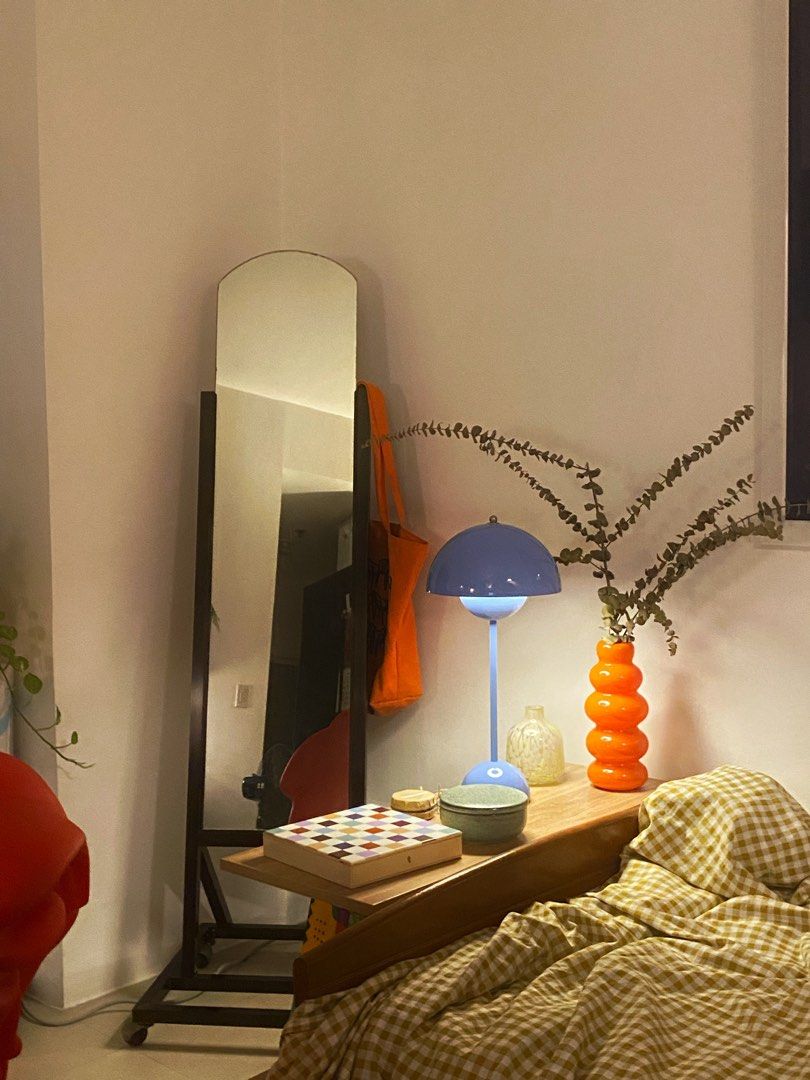 Authentic &Tradition Flowerpot VP3 Table Lamp Swim Blue (Category: Lighting) located in Manila. Submitted by gypsum (Listing ID 1437707918, Image 3). Description: Authentic / Original Flowerpot VP3 Table Lamp Complete with box and dustbags RFS: bought another shade .