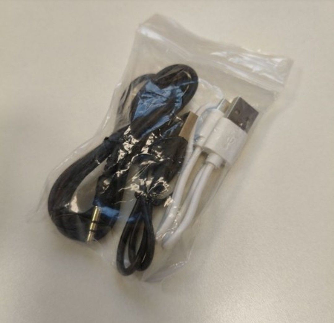 Type C cables x3 + 3.5mm jack cable452989231113195520