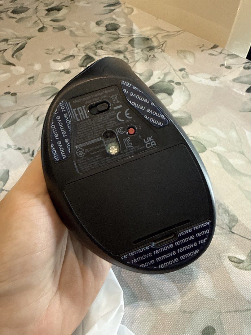 UGREEN Dual Mode Vertical Wireless Mouse452889633756948481