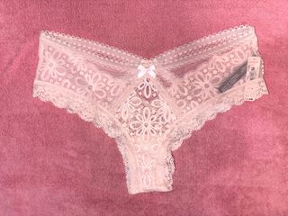 (Category: ) located in . Submitted by vscollector (Listing ID 1437657994, Image 1). Description: .