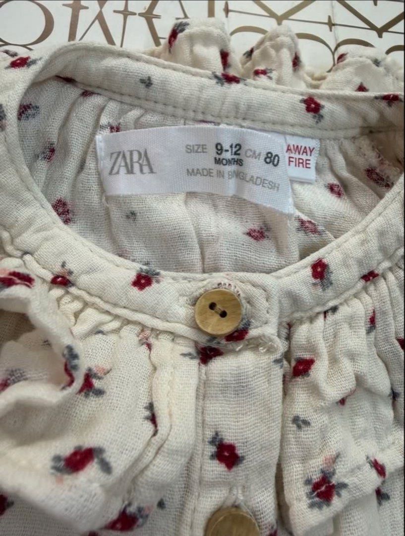 Zara dress and top (Category: Babies & Kids Fashion) located in Manila. Submitted by coolandchic (Listing ID 1437706206, Image 2). Description: 9-12.