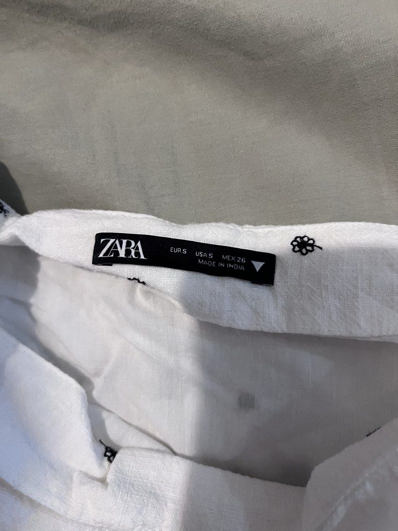 Zara Embroidered Skirt (Category: Skirts) located in Quezon City. Submitted by currentlydeclutterring (Listing ID 1437691859, Image 3). Description: Sure cute! Fits s-semi M RFS: closet refresh.