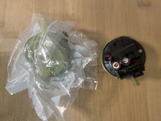 （分類：）位於 。 由 canovanda 提交（商品編號 1437890359，圖片 1）。簡介： 。