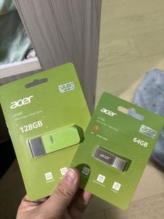 Acer 64/128GB USB460362952496926720