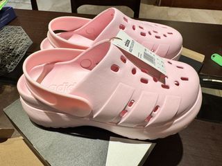 (Category: ) located in . Submitted by babykaye (Listing ID 1437871004, Image 1). Description: .