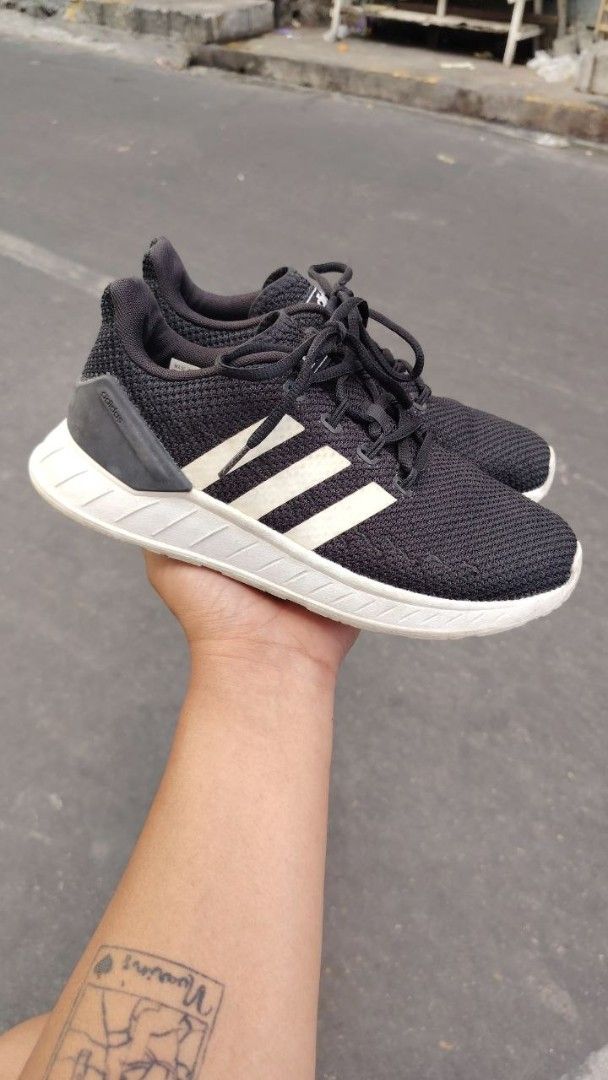 Adidas Lite Racer Black and White (Category: Sneakers) located in Manila. Submitted by fheyyy_02 (Listing ID 1437879587, Image 3). Description: - Adidas Lite Racer shoes - Color: Black and White - Size: US 5, UK 5, FR 38, JP 240, CHN 235 - Features the iconic three stripes - Mesh upper with white sole - Made in Indonesia - Manufacturing date: 07/21.