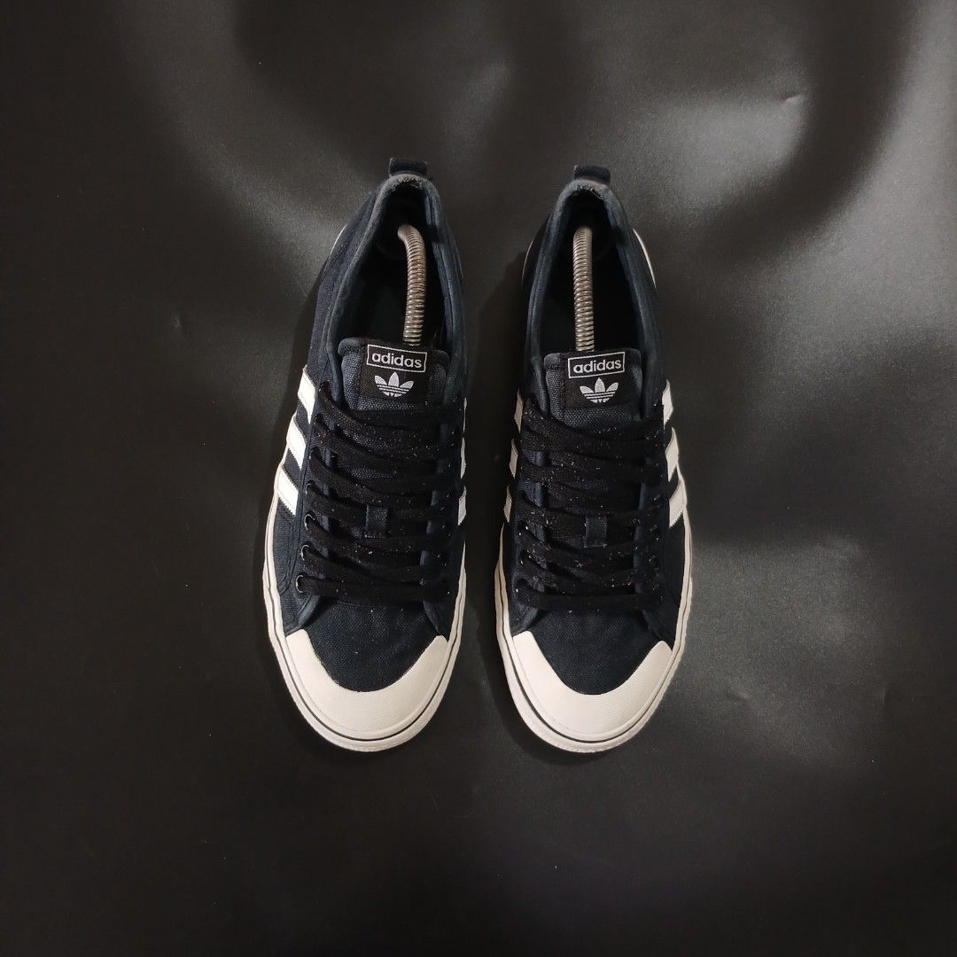 Adidas Nizza (Category: Sneakers) located in Cagayan de Oro. Submitted by sapatos_series (Listing ID 1437919416, Image 3). Description: ÀDÌDÀS NIŹŹA 🔥 good condition us10 eur44 28cm 1000 +sf.