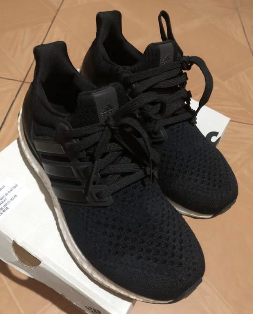 Adidas Ultraboost 1.0 Black (Category: Babies & Kids Fashion) located in Manila. Submitted by productalleyph (Listing ID 1437810335, Image 3). Description: FOR SALE: Adidas Ultraboost 1.0J See pictures for details of the item Condition: slightly used RFS: wrong size Price: 2000.