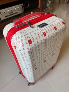 （分類：）位於 。 由 yiplaiching 提交（商品編號 1437830480，圖片 1）。簡介： 。