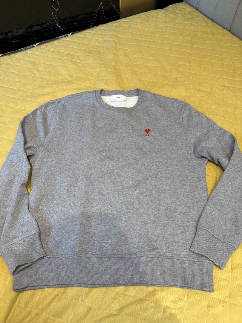 Original AMI Paris Grey Sweatshirt (Category: Coats, Jackets and Outerwear) located in Mandaluyong City. Submitted by norbert29 (Listing ID 1437801923, Image 1). Description: - Original AMI Paris sweatshirt original price php 18000 “You are defined by your clothes; you are what you wear. Rest assured that this item is original. Once you will see the item and you find out that is fake. I will return your money twice the price. Selling this garment