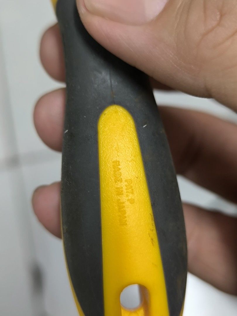 Anex No. 6300 T8 Hexlobe (Torx) Screwdriver (Category: Home Improvement Tools & Accessories) located in Angeles City. Submitted by yellowbrickstore (Listing ID 1437900791, Image 2). Description: Anex No. 6300 T8 Hexlobe (Torx) Screwdriver. It is a high-quality hand tool manufactured by the Japanese brand Anex (Kaneko Manufacturing) in Sanjo, Niigata, Japan. shipping via jnt express Saturday sked only pick up AC lnw Pampanga gcash Gotyme payment.