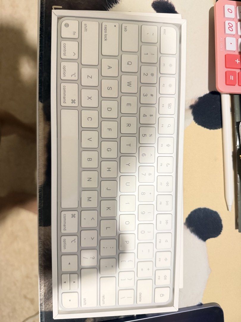 Apple Magic Keyboard - White454137405402009601