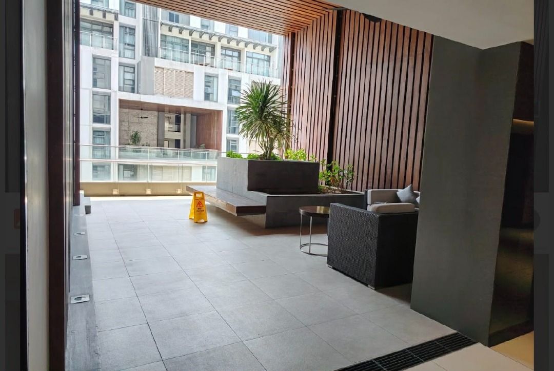 Arbor Lanes 3 Bedroom For Lease (Category: Apartments & Condos) located in Manila. Submitted by jeromeasuncion (Listing ID 1437823554, Image 1). Description: FOR RENT: Arbor Lanes 3BR 171sqm w/parking - Special pocket garden beside unit - 171sqm - Block 2 (Pine) 10th Floor - 2 Parking Slots - 3BR 4T&B - With balcony - Semi furnished with heater, A/C, cooktop 100K Direct Tenant only.