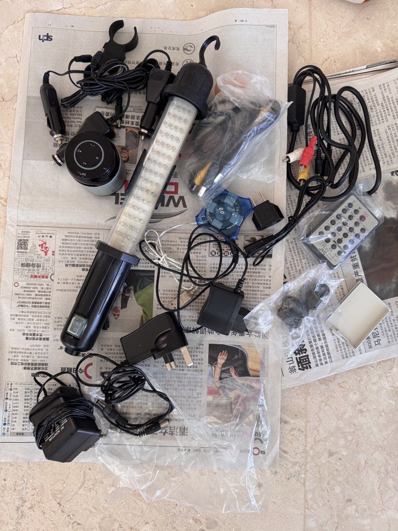 Assorted Electronics Bundle - LED Work Light, Chargers, Cables453669600394618880