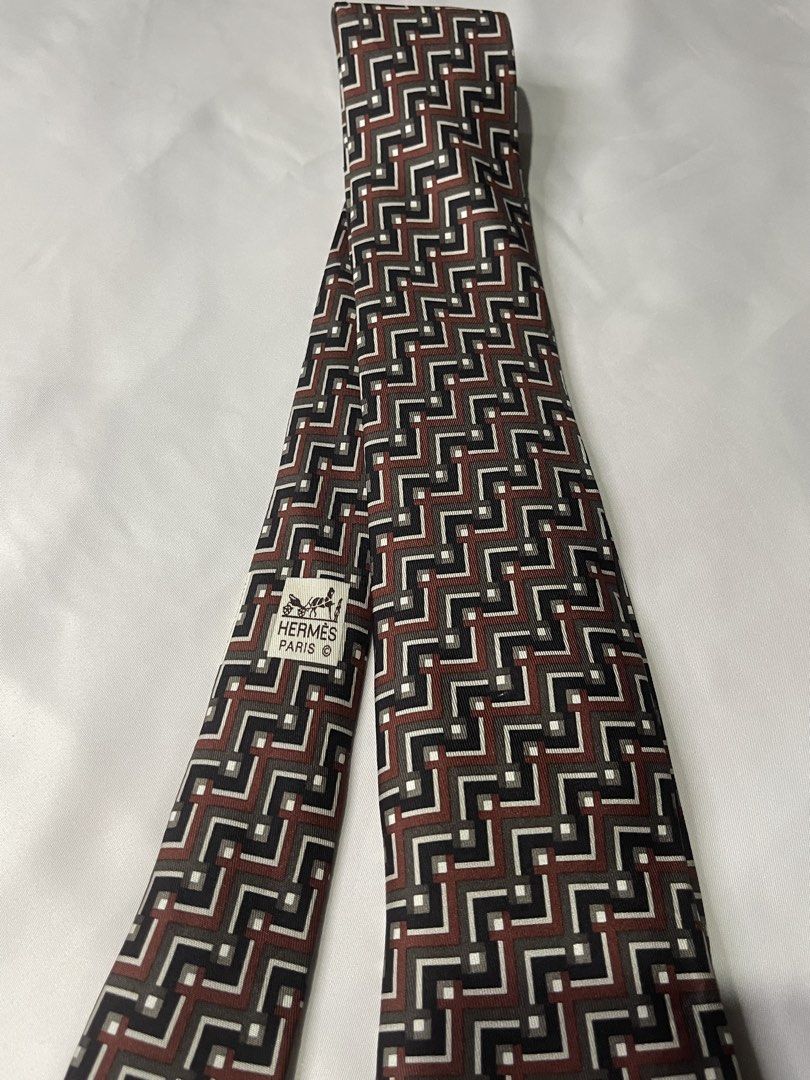 Authentic HERMES Necktie (Category: Luxury Accessories) located in Santa Cruz. Submitted by hongkongmarketph (Listing ID 1437898558, Image 2). Description: Good as new Authentic .