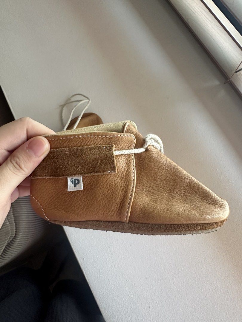 Baby shoes - brown leather (Category: Babies & Kids Fashion) located in Makati City. Submitted by ali.m. (Listing ID 1437761287, Image 1). Description: - Soft leather baby shoes - Size: 5.5 inches / 14 cm - Used only once - RFS: outgrown Payment accepted via GCash, UnionBank, BPI Shipping/delivery care of buyer Location: Makati All sales final..