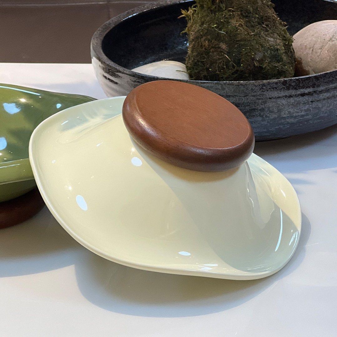 Beautiful ceramic serving bowl with wooden base453716244567828482