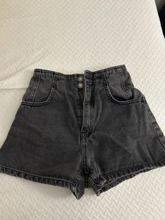 (Category: ) located in . Submitted by zhntffny (Listing ID 1437842700, Image 1). Description: .